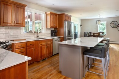 145 Haskell Ridge Rd, Rochester, MA 02770 - photo 6