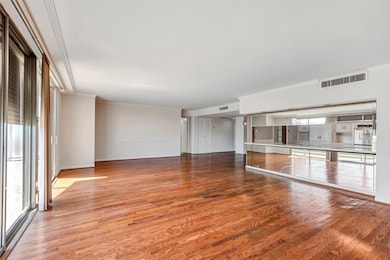 This modern 2-bedroom condo is move-in ready and w