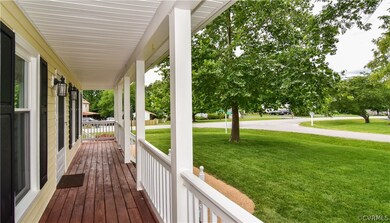 9211 Hunters Club Ct, Mechanicsville, VA 23116 - photo 4