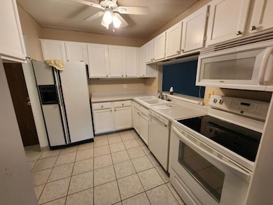 10501 Cedar Lake Rd unit 212, Hopkins, MN 55305 - photo 3