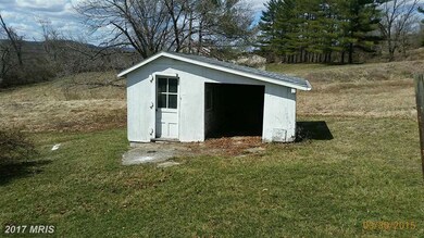 8235 Millstone Rd, Hancock, MD 21750 - photo 5