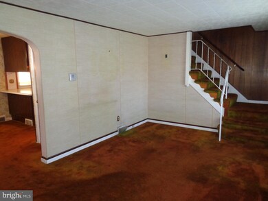 211 Old Fritztown Rd, Reading, PA 19607 - photo 3