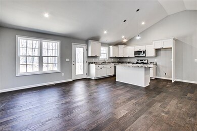 905 Mount Shepherd Rd, Asheboro, NC 27205 - photo 5