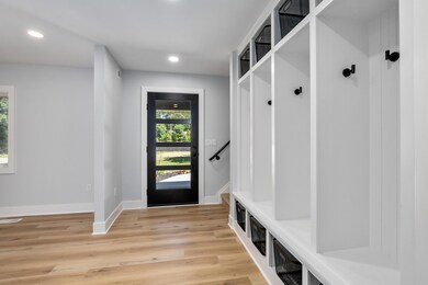 Living room_Pic 3