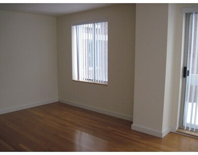 Bay Square unit 208, Cambridge, MA 02139 - photo 6