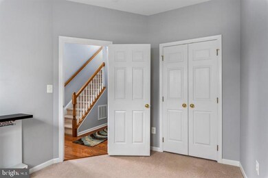 42609 Pine Forest Dr, Chantilly, VA 20152 - photo 5