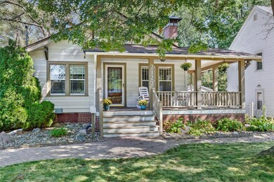 2123 38th St, Des Moines, IA 50310 - photo 2