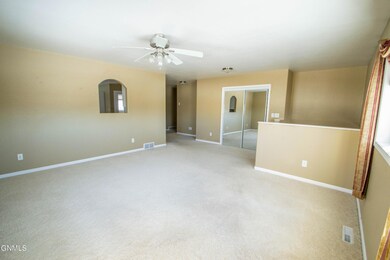 2307 Pointe Loop, Bismarck, ND 58503 - photo 5