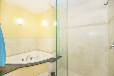 2921 W Glenlake Ave unit 2S, Chicago, IL 60659 - photo 6
