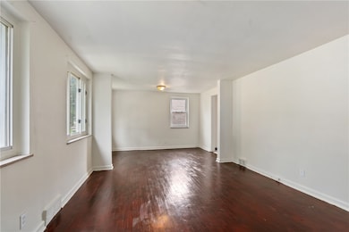 Unit 1113 living area