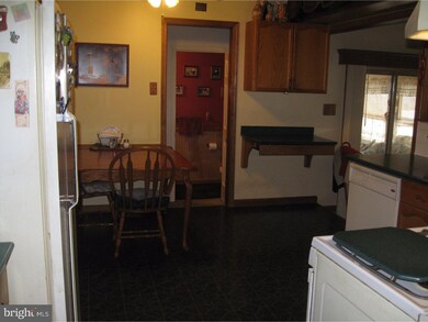 6086 High Meadow Dr, Pipersville, PA 18947 - photo 7