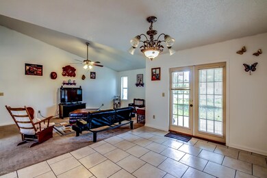 8442 Spicewood Dr, Jacksonville, FL 32216 - photo 6