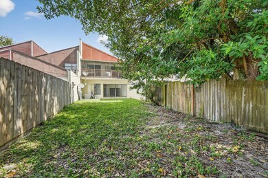 1405 White Pine Dr, Wellington, FL 33414 - photo 7