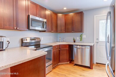 232 Hampton Ave, Rensselaer, NY 12144 - photo 7