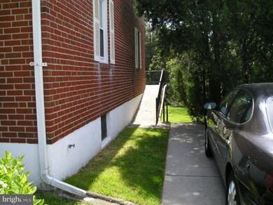6813 Queens Ferry Rd, Baltimore, MD 21239 - photo 2
