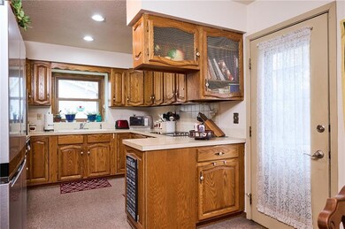 3714 SE 10th St, Des Moines, IA 50315 - photo 6