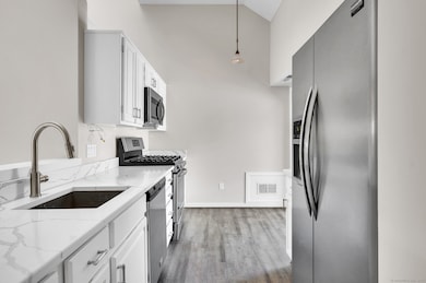 New Quartz Countertops & Freshly Painted Kitchen