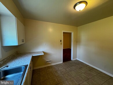6122 Old Washington Rd unit APARTMENT 9, Elkridge, MD 21075 - photo 3