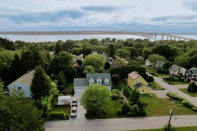 21 Helm St, Jamestown, RI 02835 - photo 6