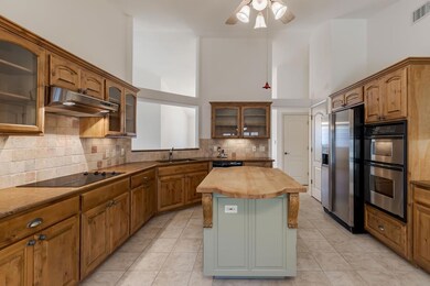 616 Courtney St, Fredericksburg, TX 78624 - photo 5