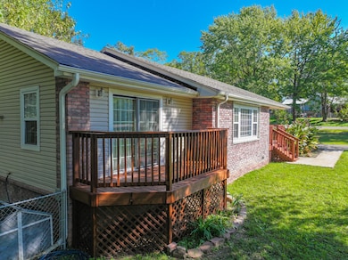 301 W 5th St, Grove, OK 74344 - photo 5