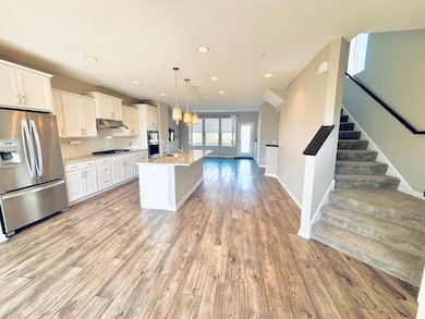 Open beautiful kitchen!