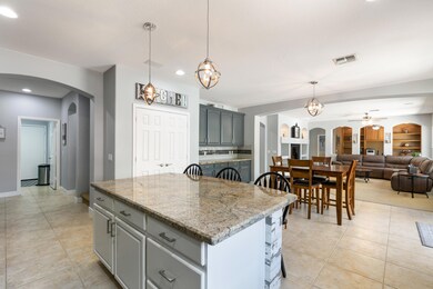 013_Kitchen