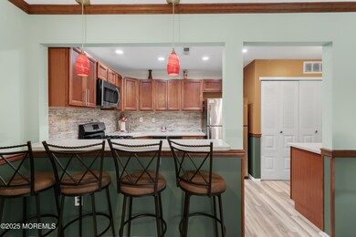 13 Firethorn Cir Red Bank NJ-pKITCHEN 2