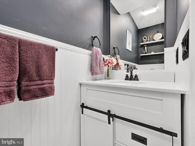 4014 Parkside Ct, Mount Joy, PA 17552 - photo 7