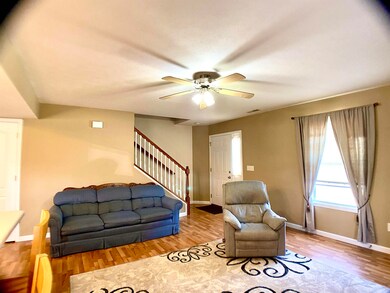 1250 W Adams Hill Cir unit 401, Bloomington, IN 47403 - photo 3