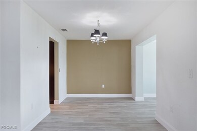 5573 Trellis Ln, Fort Myers, FL 33919 - photo 5