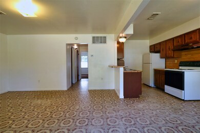 14318 Brownsville St, Houston, TX 77015 - photo 7