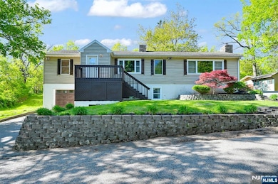 1 Norwood Rd, Hewitt, NJ 07421 - photo 3