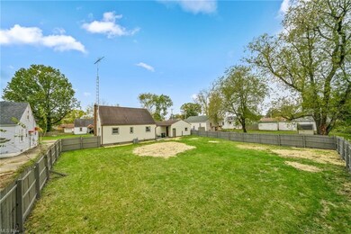 2031 24th St NE, Canton, OH 44705 - photo 5