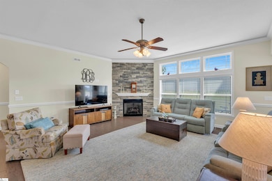 321 Meadowmoor Rd, Greer, SC 29651 - photo 4