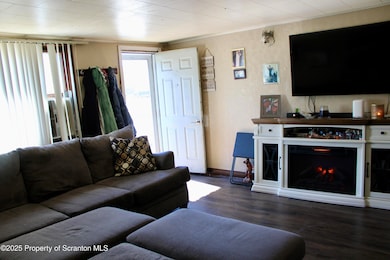 45 Main St, Pittston, PA 18640 - photo 2