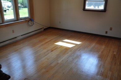 17 Barna St, Ludlow, MA 01056 - photo 7