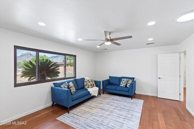 07-Living Room