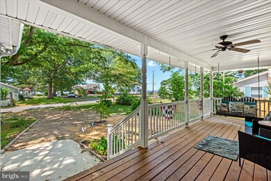 124 Cedar Ave, Colonial Beach, VA 22443 - photo 7