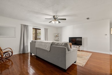 24 Thayer Pond Dr unit 16, North Oxford, MA 01537 - photo 4