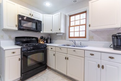 22 Huntington Place, Hampton, NH 03842 - photo 4