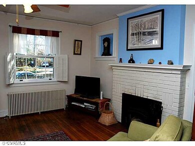 Living Room - Hardwood Floors, FP & Picture Mouldi