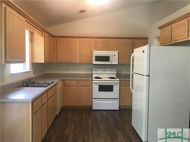 102 Deer Rd, Springfield, GA 31329 - photo 6