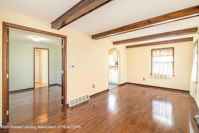 1119 W Miller Rd, Lansing, MI 48911 - photo 4