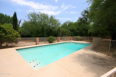 Fully Fenced Pool