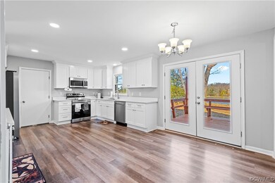 436 Thompson Cir, Colonial Beach, VA 22443 - photo 6