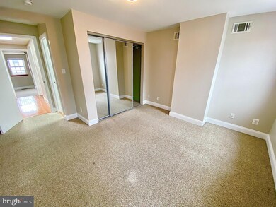 637 Wyeth St, Baltimore, MD 21230 - photo 2