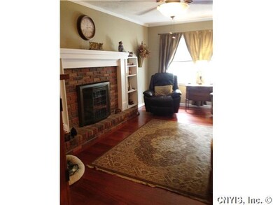 Living Room. Gorgous living room with hardwood flo