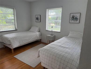 3909 Ponce de Leon Blvd unit 2, Coral Gables, FL 33134 - photo 6