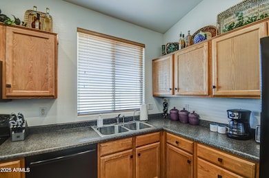 3928 E Minton St, Phoenix, AZ 85042 - photo 7